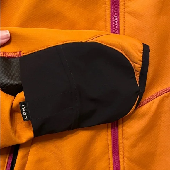 Loki Mountain Jacket with Built-in Mittens and Face Mask Size XL - Picture 4 of 7